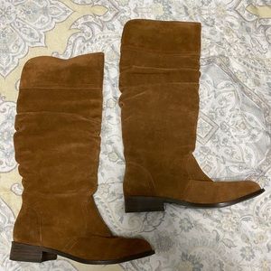 Brand new very volatile caramel mid calf boot